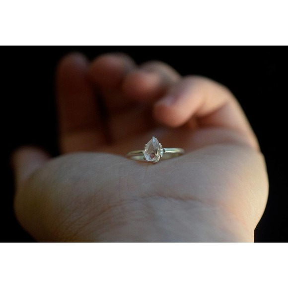 COPY - Tear drop engagement ring, crystal ring, - Picture 9 of 10